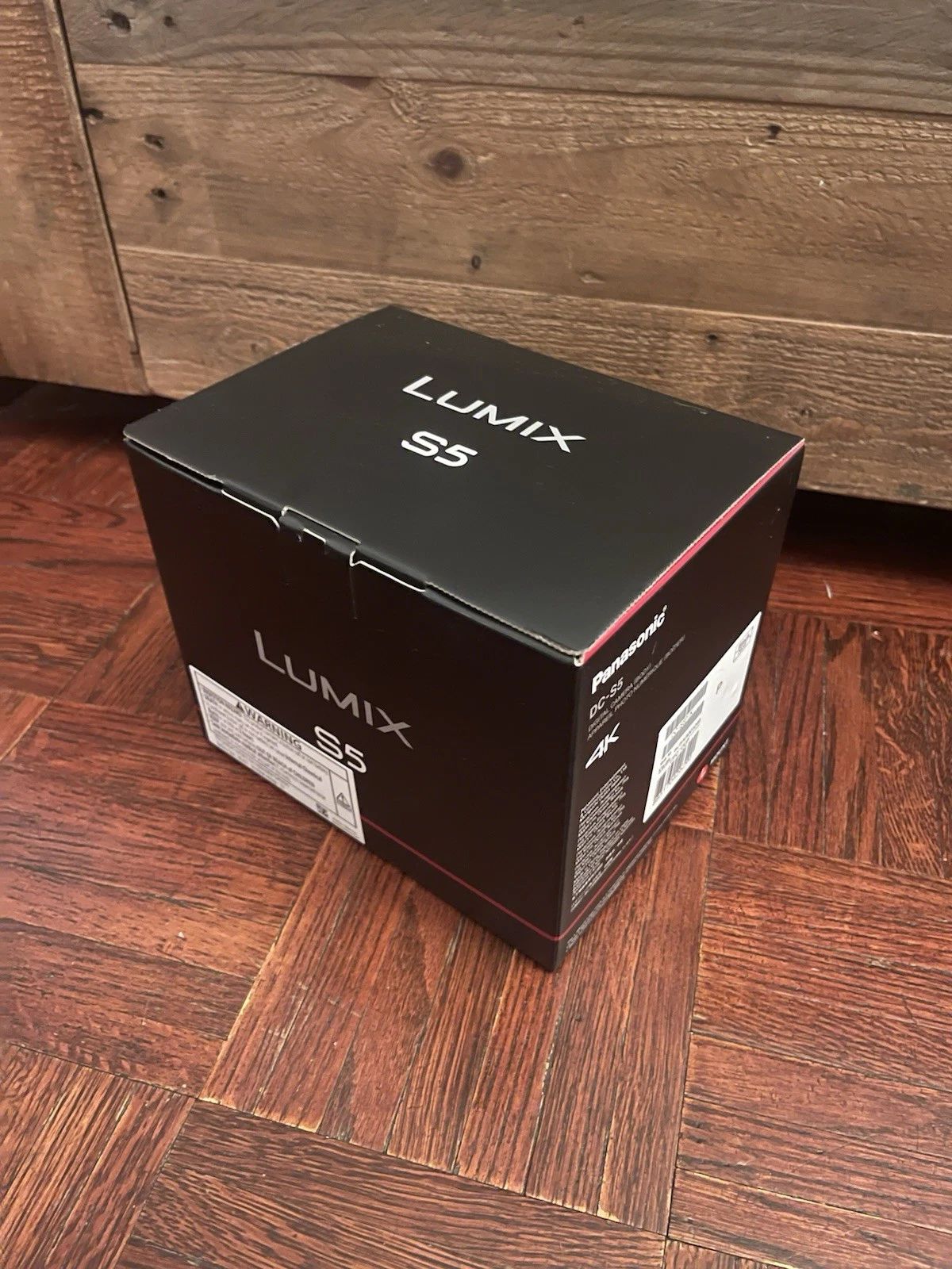 Panasonic LUMIX S5 24.2MP Mirrorless Camera (Body Only) - abigailcamera 55900346