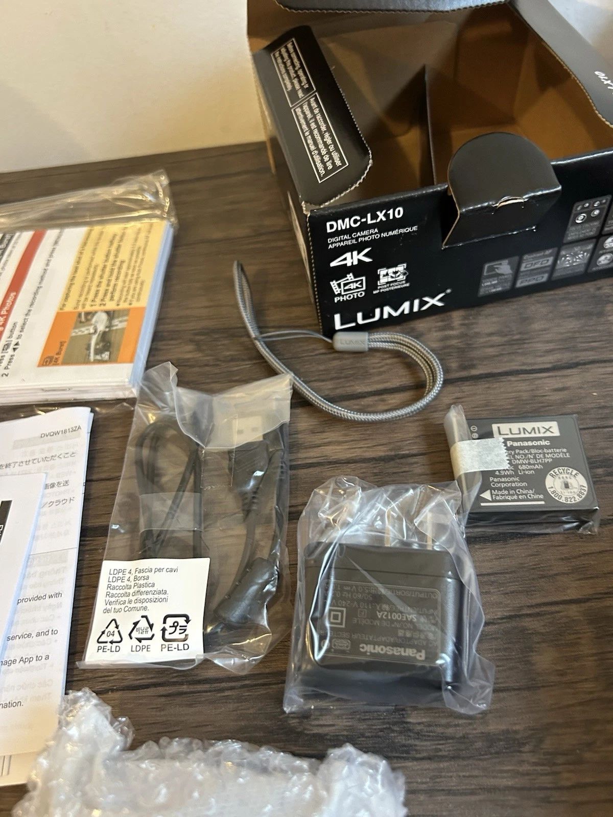Panasonic LUMIX DMC-LX10 20.1MP Digital Camera – Black (Kit with 24–72mm Lens) - abigailcamera 6191101